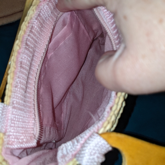 VINTAGE HAND WOVEN STRAW BAG & SALLY HANSEN PRODUC - Picture 7 of 9